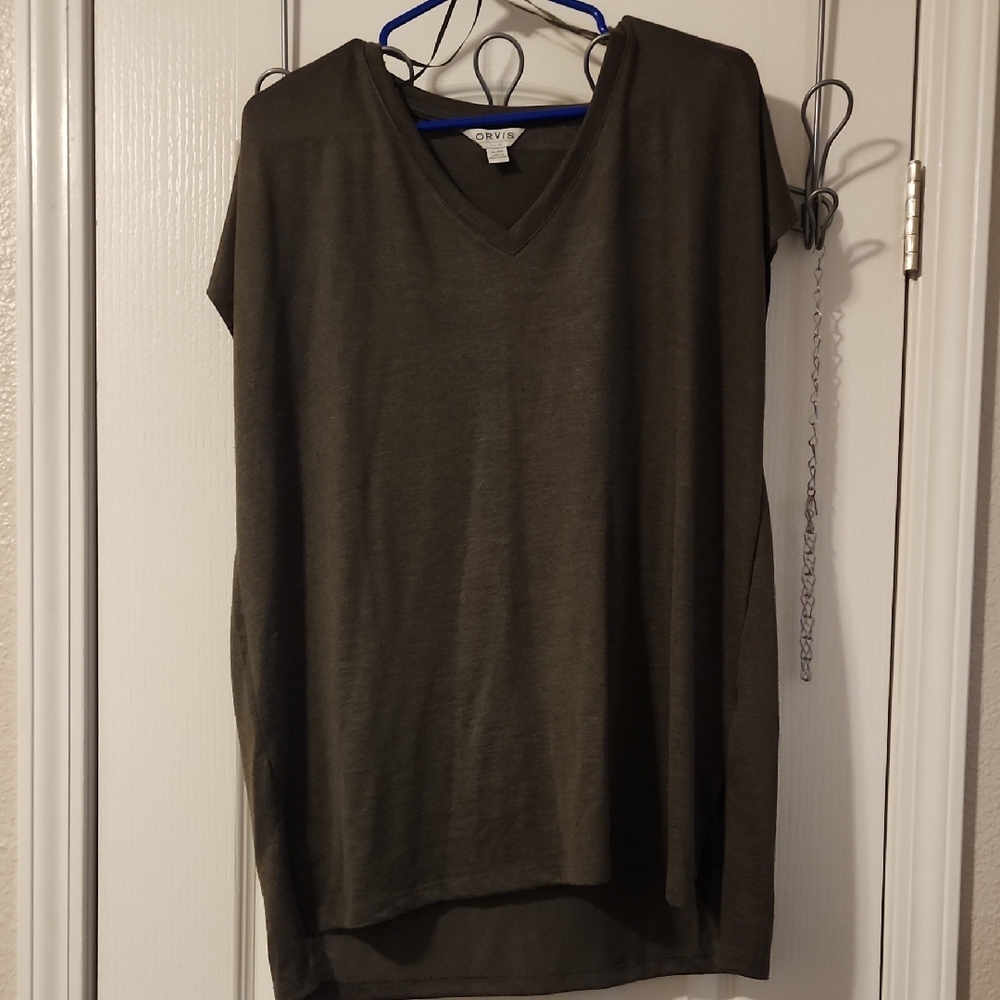 Orvis Women's Dark Green V-Neck Muscle Tee